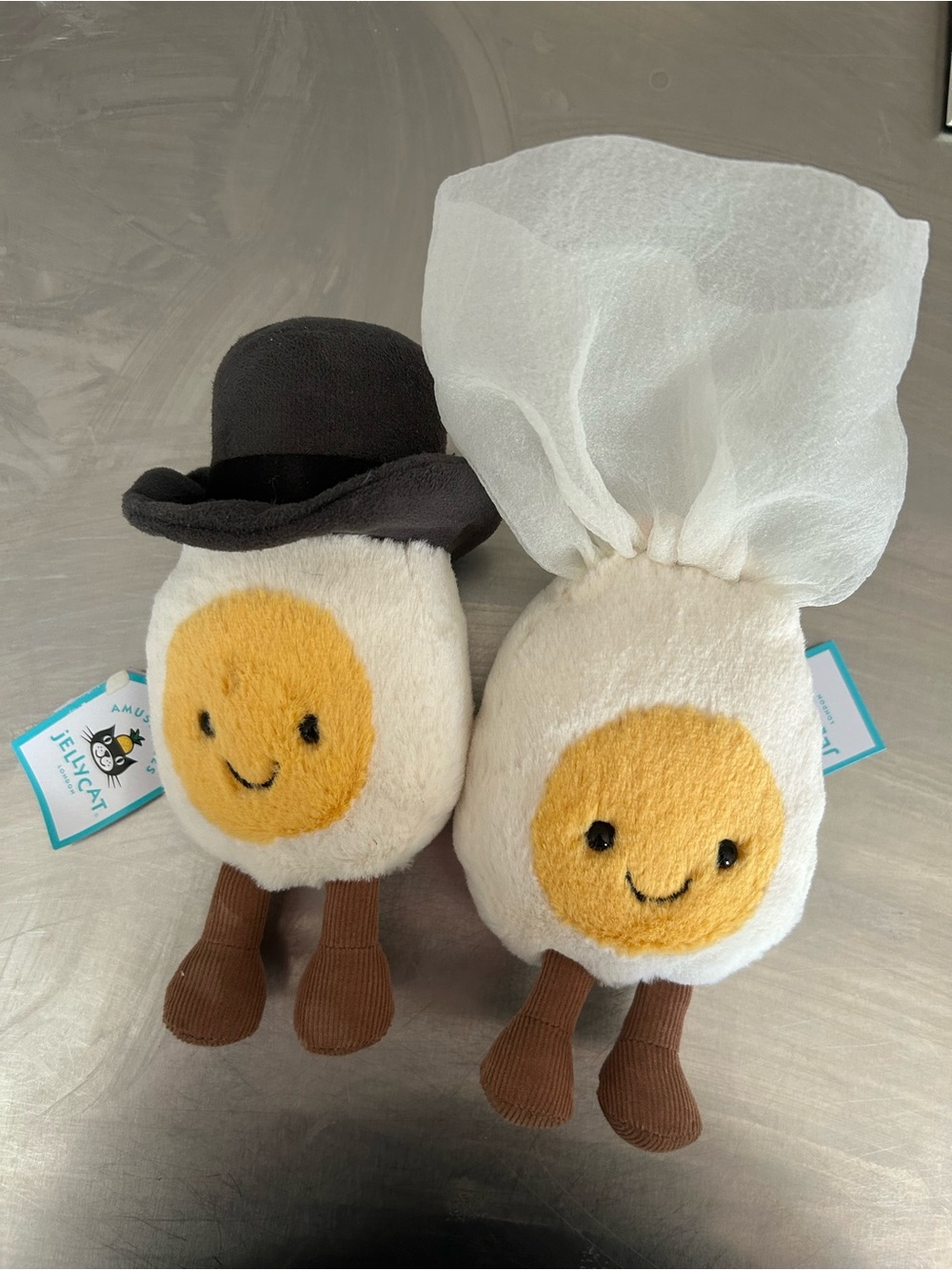 Jellycat Amuseables Bride Groom Eggs set